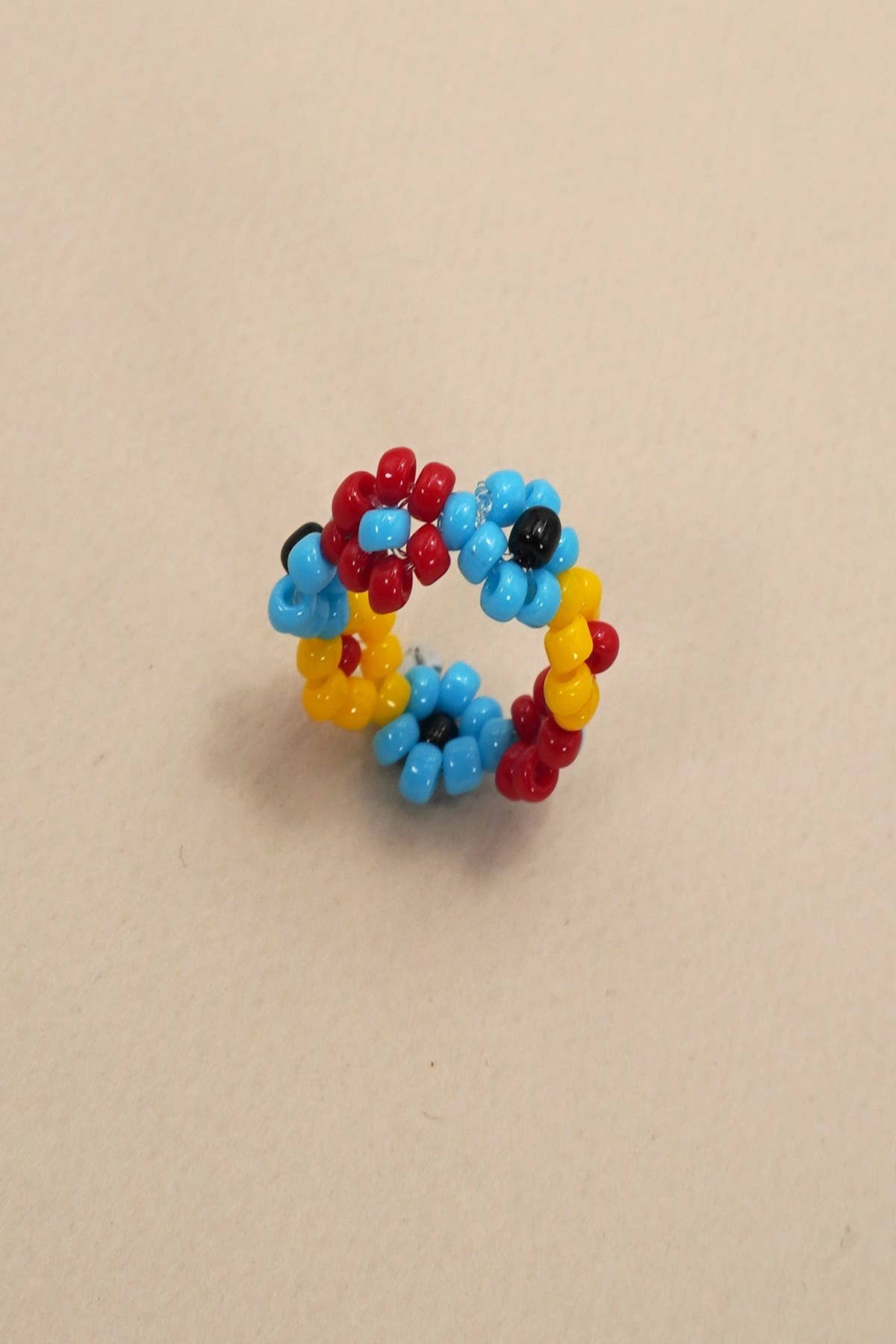HANDMADE BEADED FLOWER STRETCH RINGS